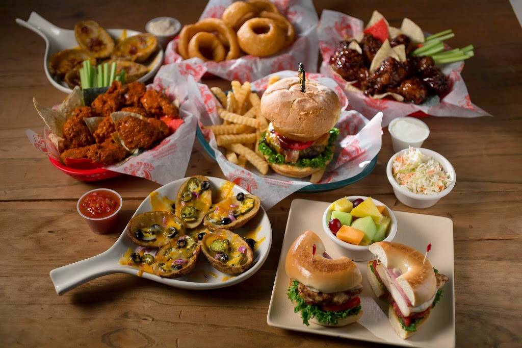 Macados | restaurant | 210 Broad St, Kingsport, TN 37660, USA | 4233901408 OR +1 423-390-1408