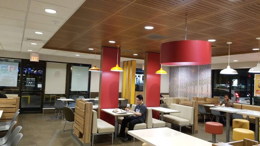 McDonalds | cafe | 6945 Linda Vista Rd, San Diego, CA 92111, USA | 8585606437 OR +1 858-560-6437