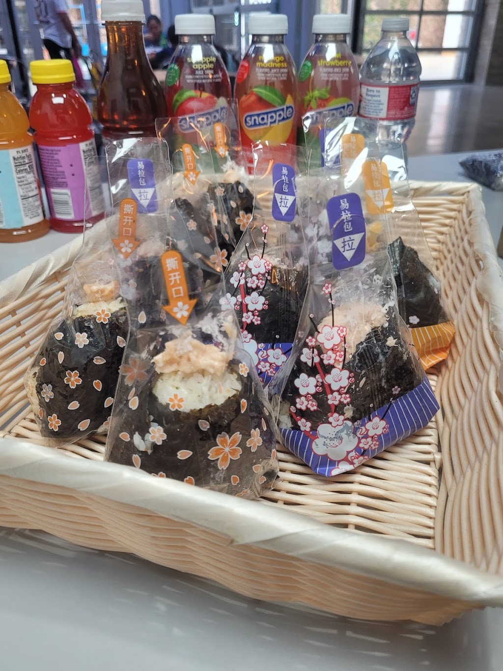 Pokesaur | restaurant | 2625 W Pioneer Pkwy #215, Grand Prairie, TX 75051, USA | 9729755094 OR +1 972-975-5094