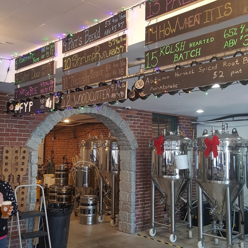 Footbridge Brewery | restaurant | 25 Granary Way, Boothbay Harbor, ME 04538, USA | 2073523007 OR +1 207-352-3007