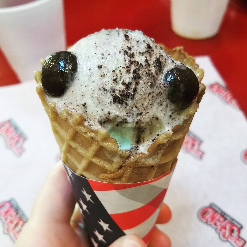 The Stand | restaurant | 542 Crescent Blvd, Glen Ellyn, IL 60137, USA | 6304698000 OR +1 630-469-8000