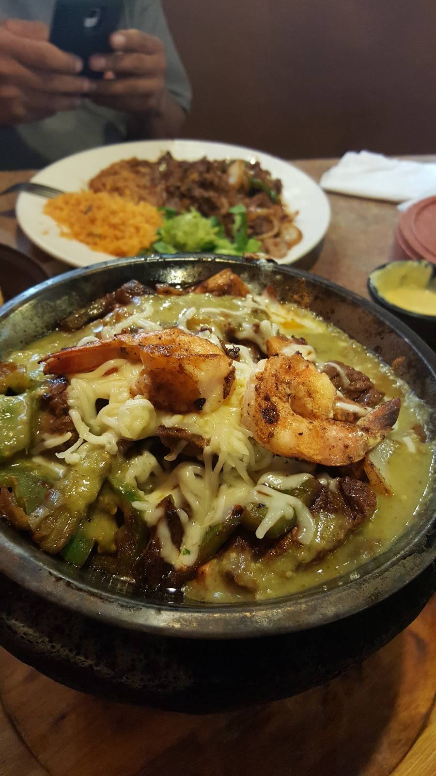 Mexicano Grille and Bar | restaurant | 205 Sonterra Blvd, Jarrell, TX 76537, USA | 5127465262 OR +1 512-746-5262