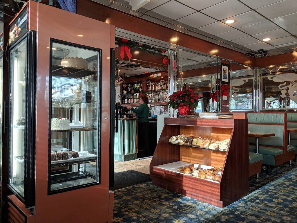 Mikes Place | restaurant | 4677 Hylan Blvd, Staten Island, NY 10312, USA | 7189849479 OR +1 718-984-9479