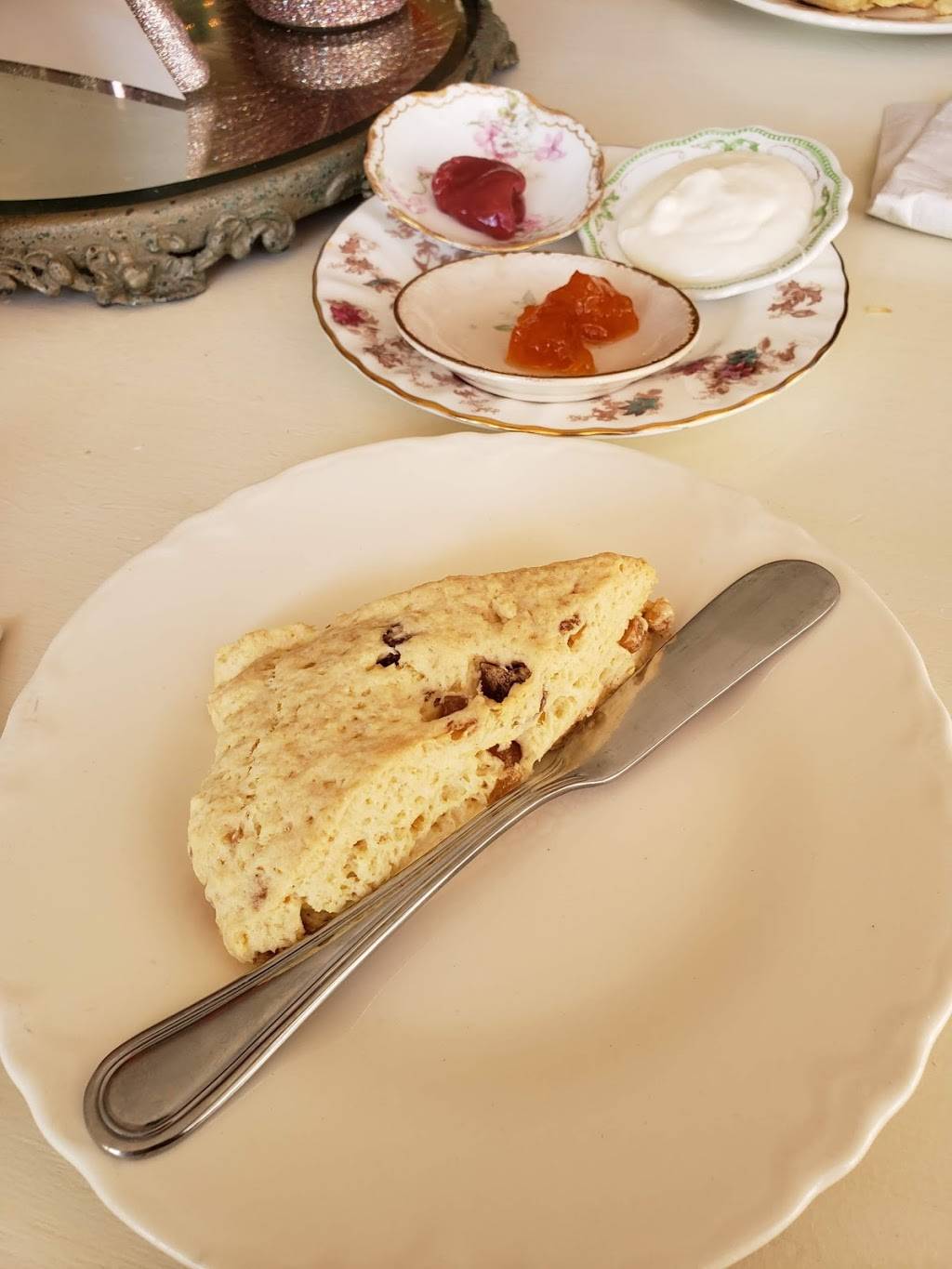Penelope Pearls Tea Room & Parlor | restaurant | 507 N Roane St, Harriman, TN 37748, USA | 8653155461 OR +1 865-315-5461