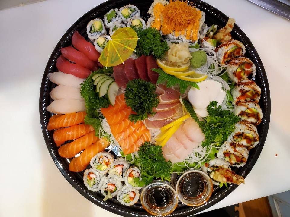 Simons Sushi | restaurant | 883 Eglinton Ave W, York, ON M6C 2C1, Canada | 4165193919 OR +1 416-519-3919