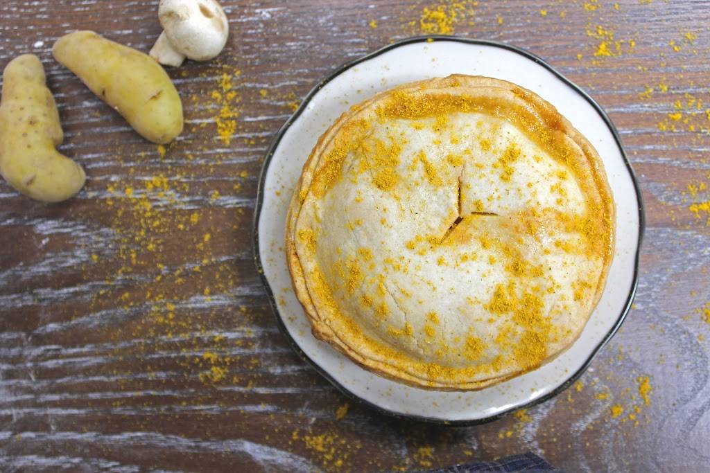 Cafe LNoyer | bakery | 28181 Marguerite Pkwy #21, Mission Viejo, CA 92692, USA | 9494155315 OR +1 949-415-5315