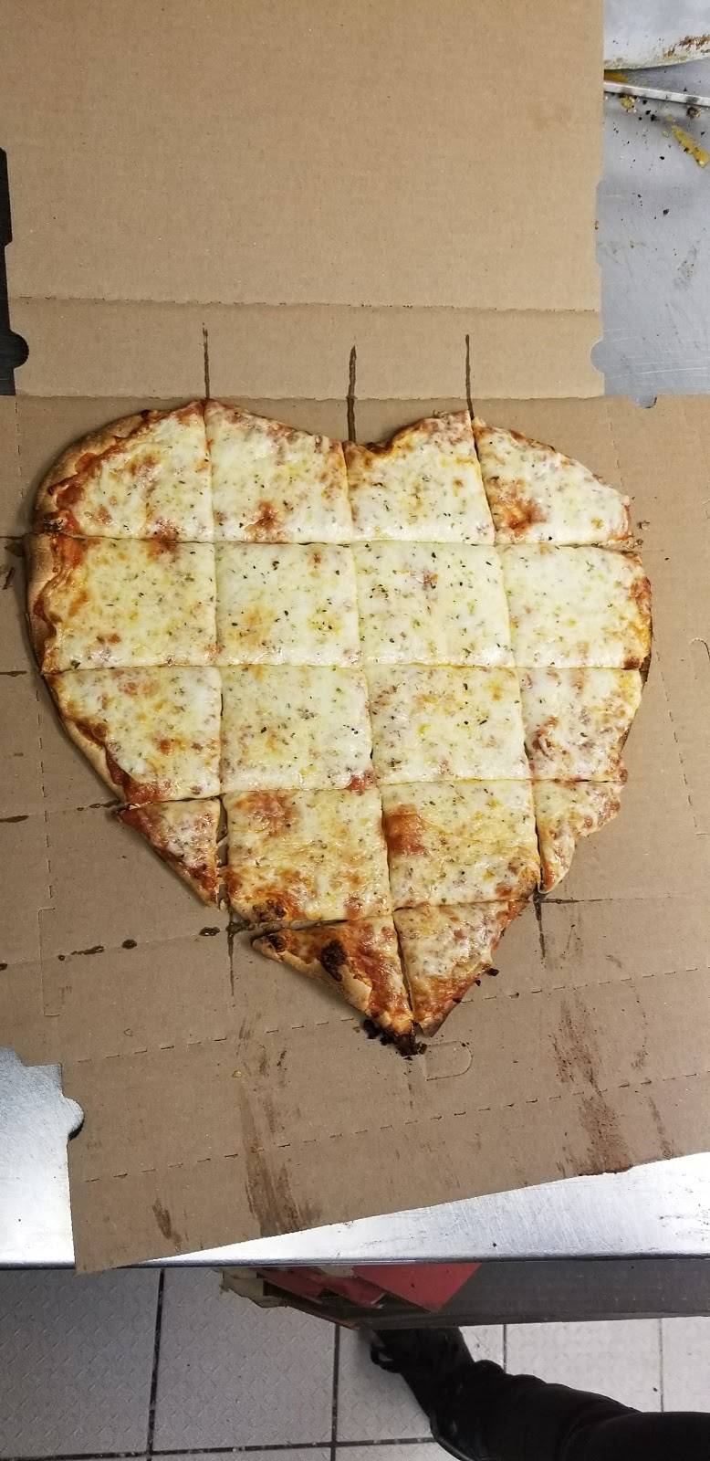 Chanticlear Pizza | meal delivery | 19201 Lake George Blvd, Oak Grove, MN 55303, USA | 7634329180 OR +1 763-432-9180