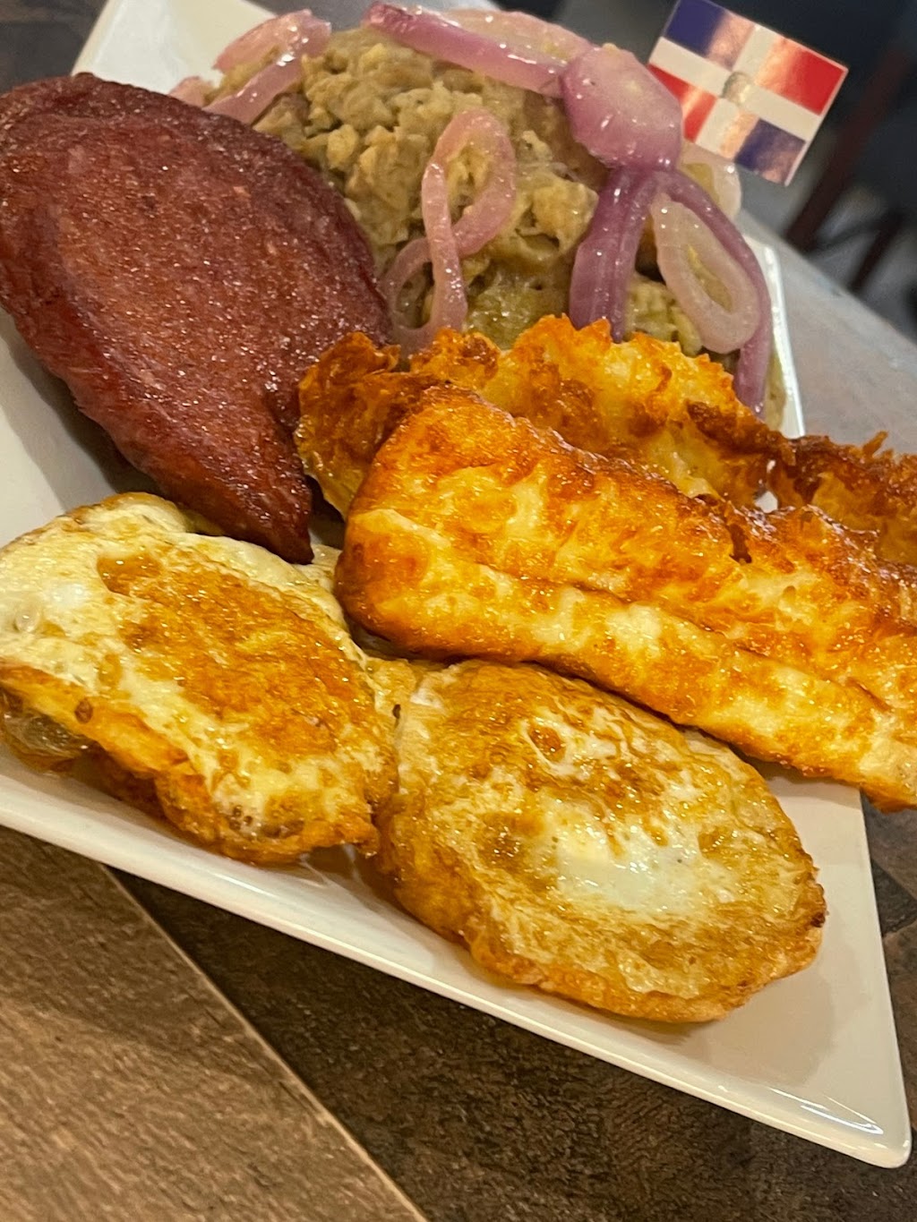 The Punta Cana Restaurant | restaurant | 350 E Main St, Mountville, PA 17554, USA | 7175221684 OR +1 717-522-1684