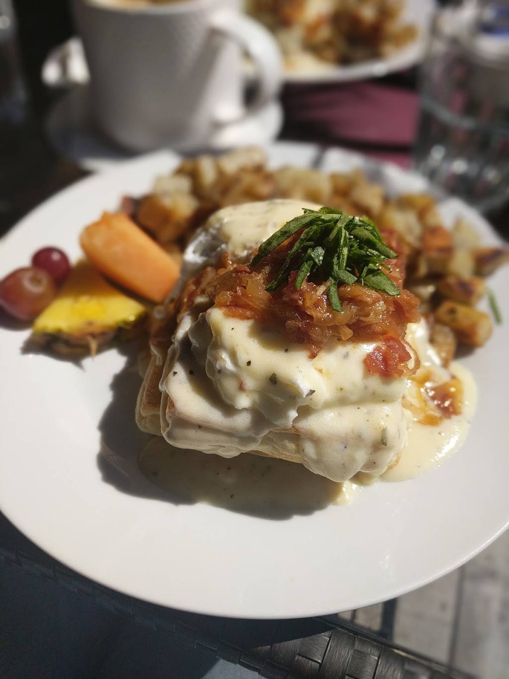 TONIQUE | cafe | 18 Chemin Scott, Chelsea, QC J9B 1R5, Canada | 8194841061 OR +1 819-484-1061