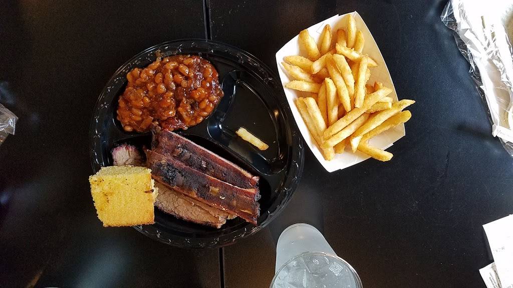 Artman Country Smokehouse | restaurant | 6900 SE 165th St, Summerfield, FL 34491, USA | 3523076240 OR +1 352-307-6240