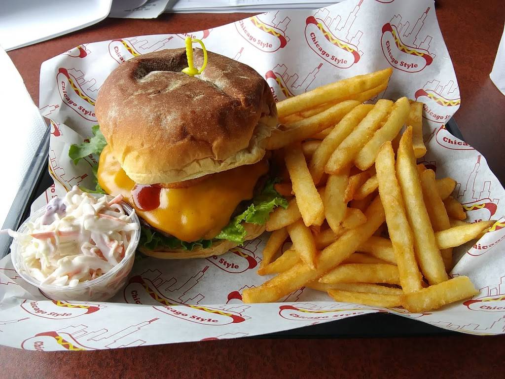 Burger Bull | restaurant | 5736 N Elston Ave, Chicago, IL 60646, USA | 7736287156 OR +1 773-628-7156