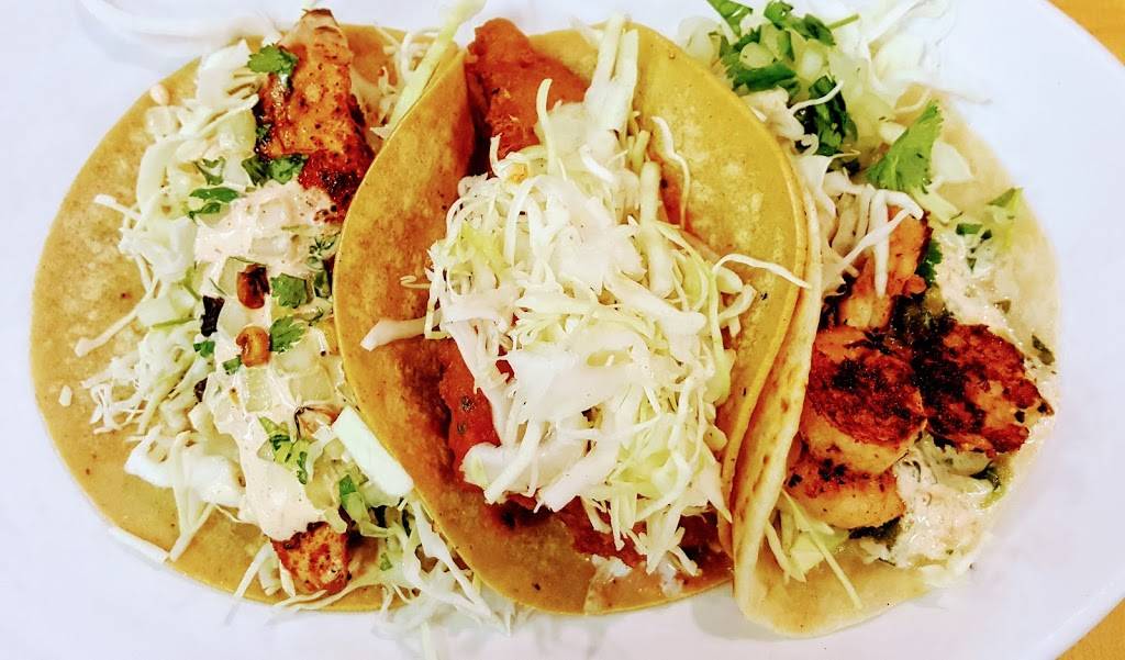 Rubios Coastal Grill | restaurant | 1935 W Malvern Ave, Fullerton, CA 92833, USA | 7148794750 OR +1 714-879-4750