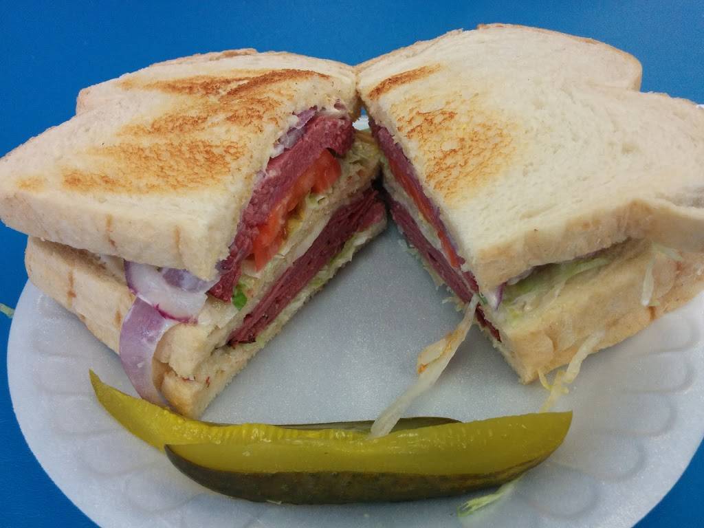 Eat Your Heart Out II | restaurant | 12600 Stowe Dr #2, Poway, CA 92064, USA | 8584867976 OR +1 858-486-7976