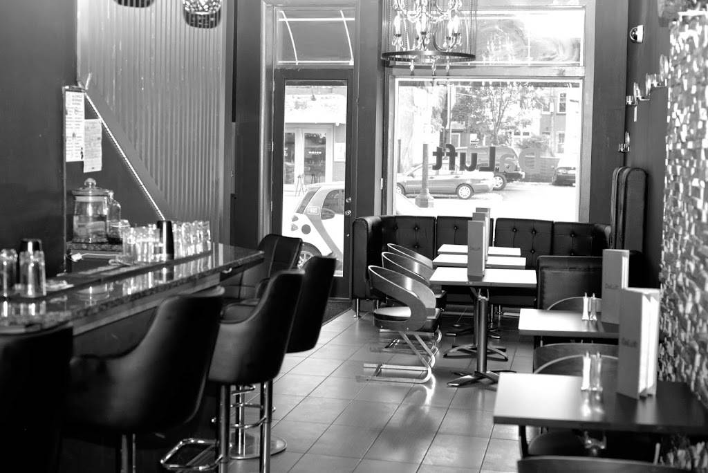 Da Luft Restaurant & Lounge | night club | 1242 H St NE, Washington, DC 20002, USA | 2023881200 OR +1 202-388-1200