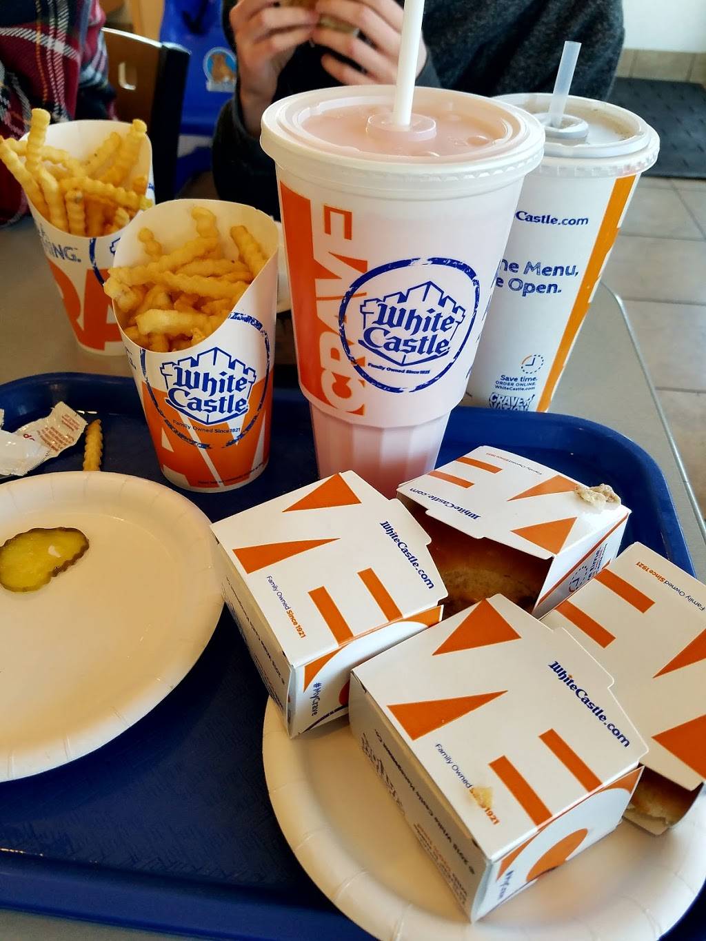 White Castle | restaurant | 1983 Wentzville Pkwy, Wentzville, MO 63385, USA | 6363325631 OR +1 636-332-5631