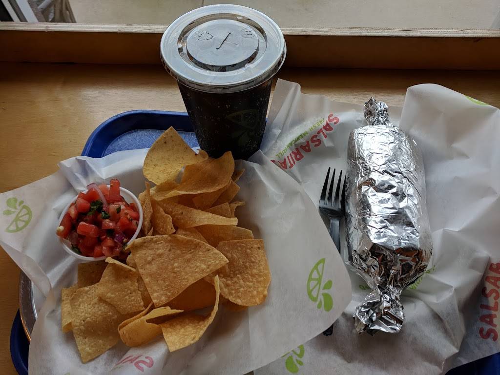 Salsaritas Fresh Mexican Grill | restaurant | 5135 Sunset Blvd H, Lexington, SC 29072, USA | 8039577482 OR +1 803-957-7482