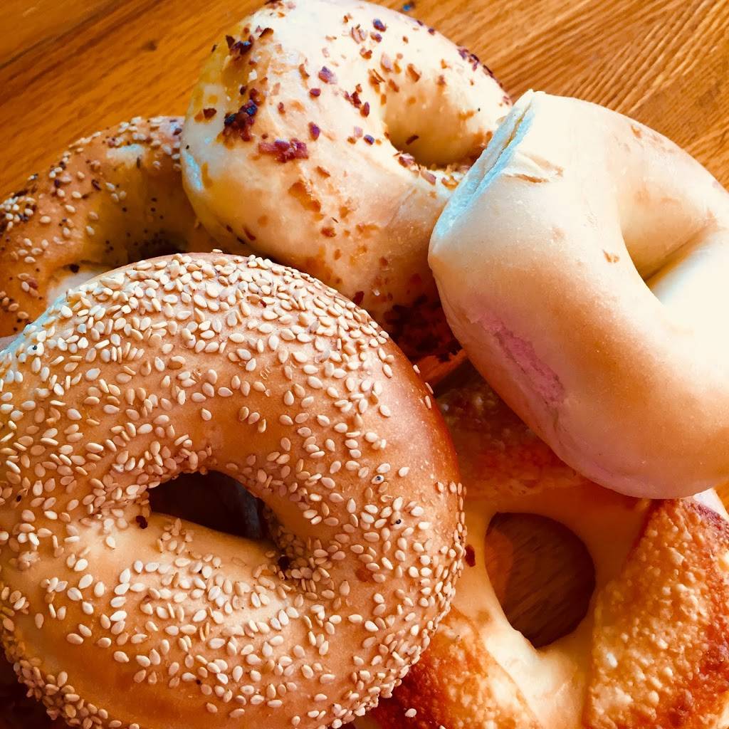 Indulge Coffee and Sandwich Co. | cafe | 17 High St, Stonington, CT 06378, USA | 8604158575 OR +1 860-415-8575