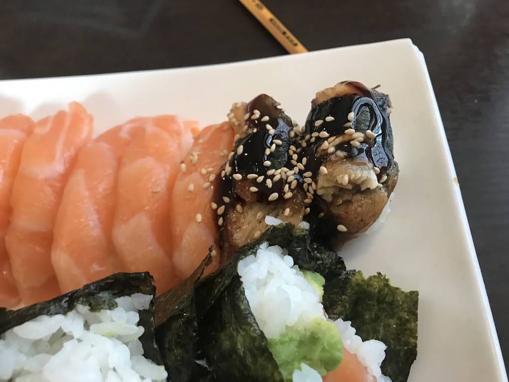 Tokyo Japanese Restaurant | restaurant | 172 Queen St, Southington, CT 06489, USA | 8602760706 OR +1 860-276-0706