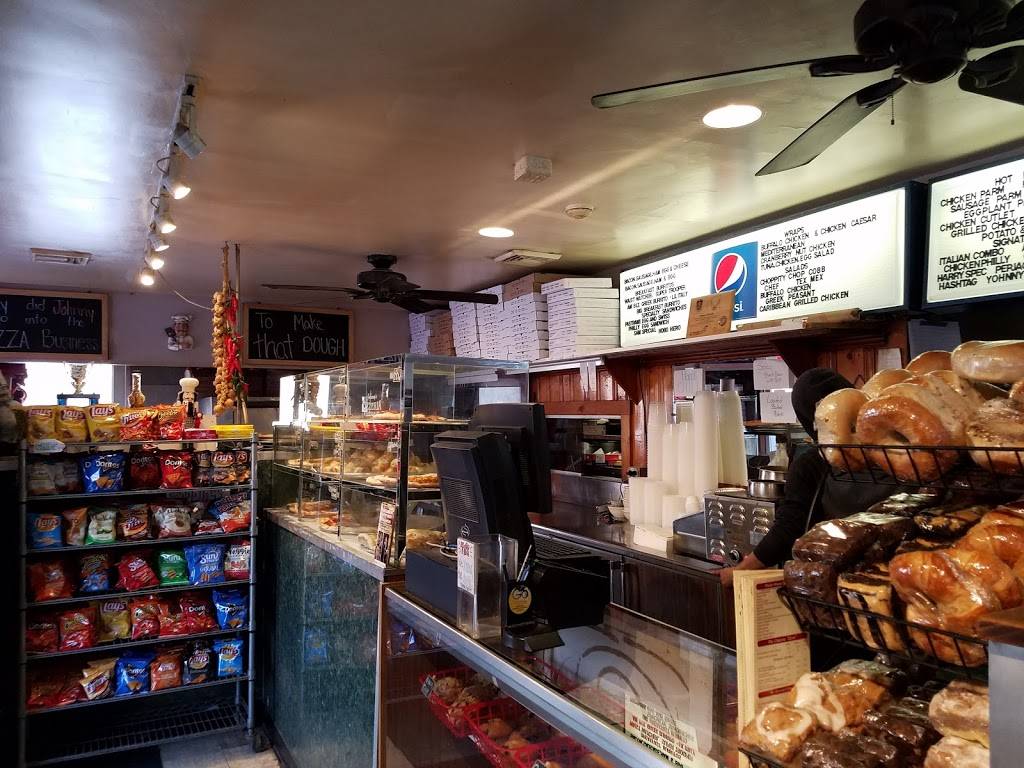 Johnnys Pizzeria & Restaurant | restaurant | 455 NY-17K, Rock Tavern, NY 12575, USA | 8455679700 OR +1 845-567-9700