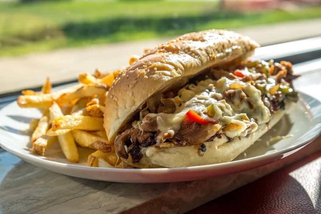 Mare Nostrum | restaurant | 401 Corner of Fanchette St and Sunset Ave, Sunset Ave, Windsor, ON N9B 3P4, Canada | 5198006479 OR +1 519-800-6479