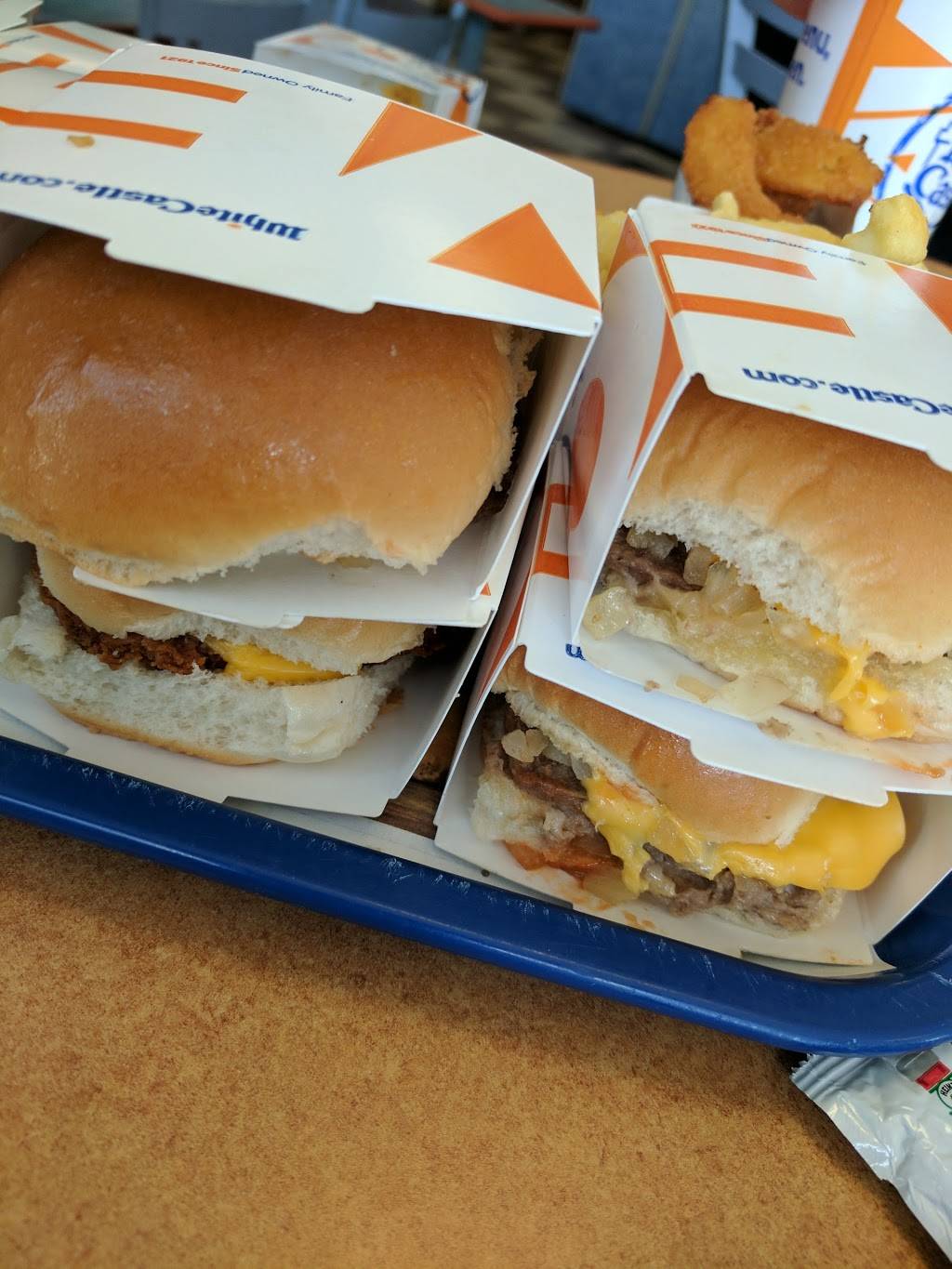 White Castle | restaurant | 1113 US-46, Ledgewood, NJ 07852, USA | 9739273167 OR +1 973-927-3167