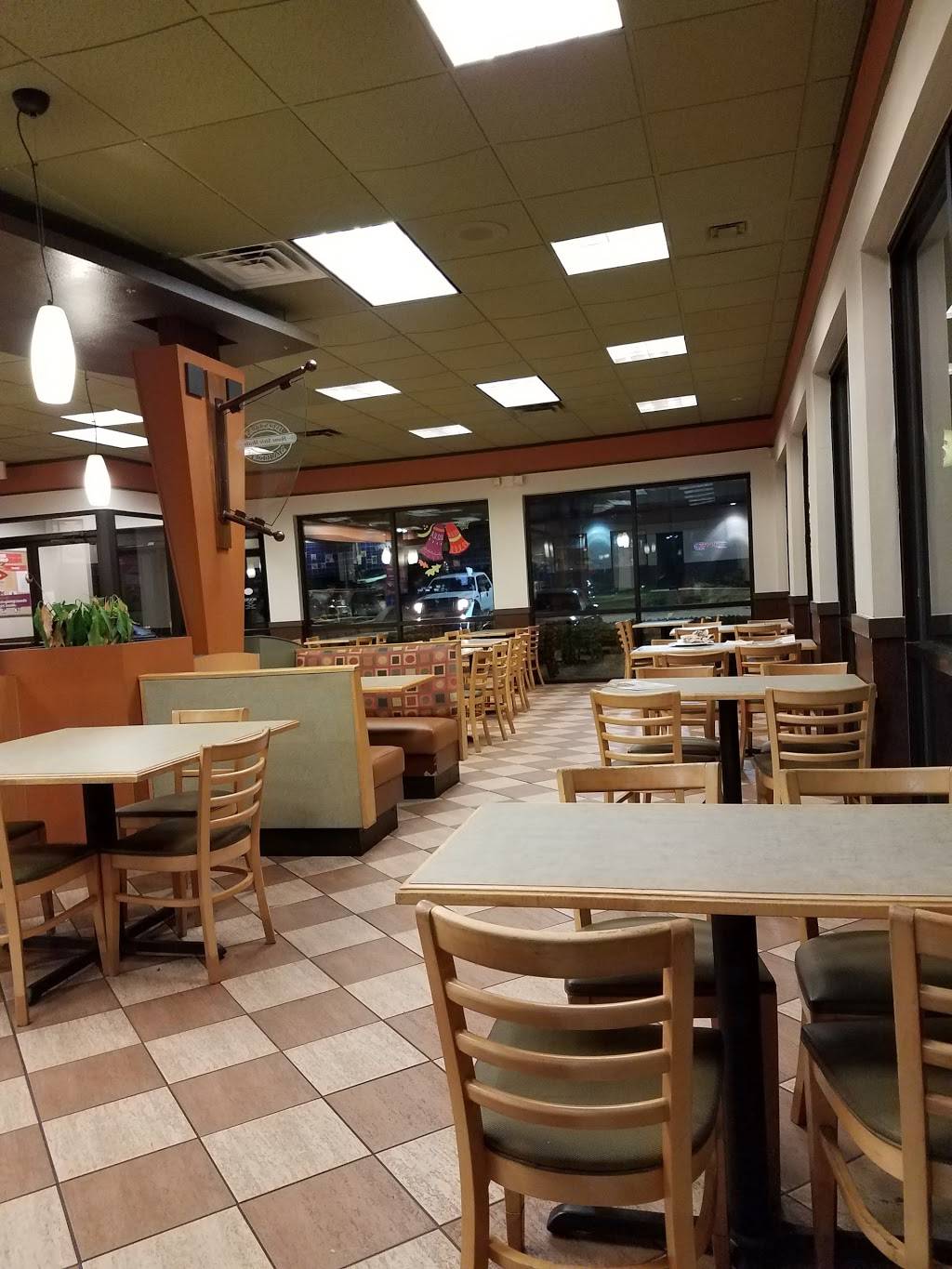 Boston Market | restaurant | 404 Westchase Dr, Grand Prairie, TX 75052, USA | 9722623325 OR +1 972-262-3325