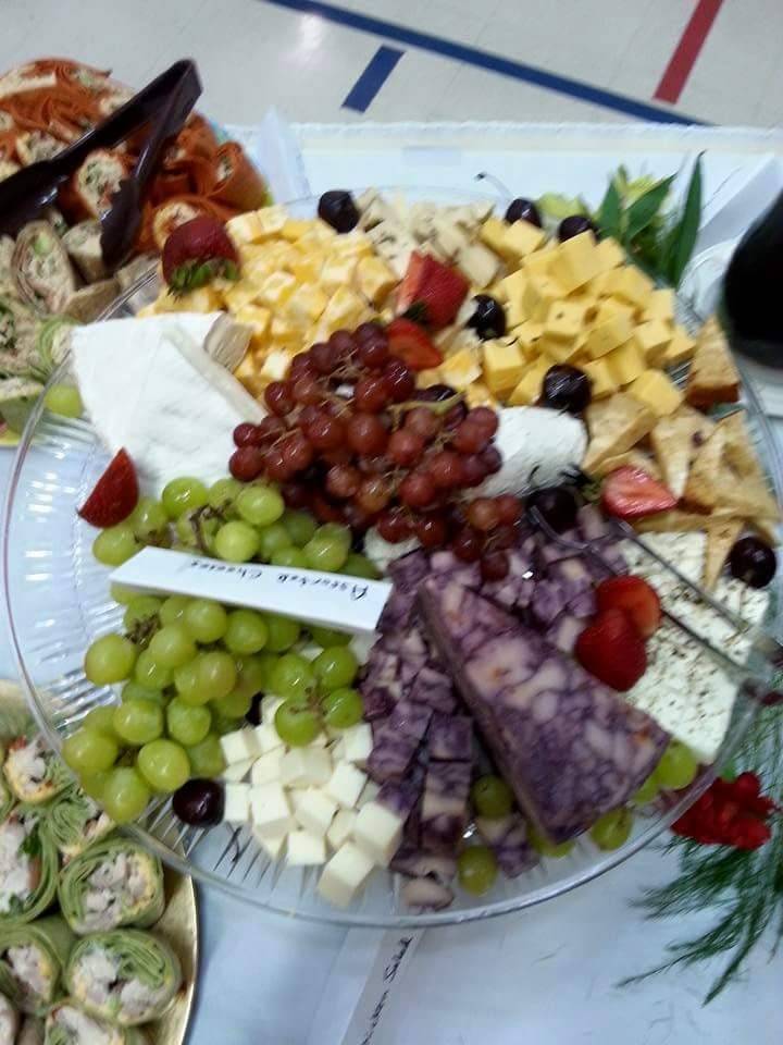 The Hunger Squad Cafe & Catering | restaurant | 15561 W High St, Middlefield, OH 44062, USA | 4403172351 OR +1 440-317-2351