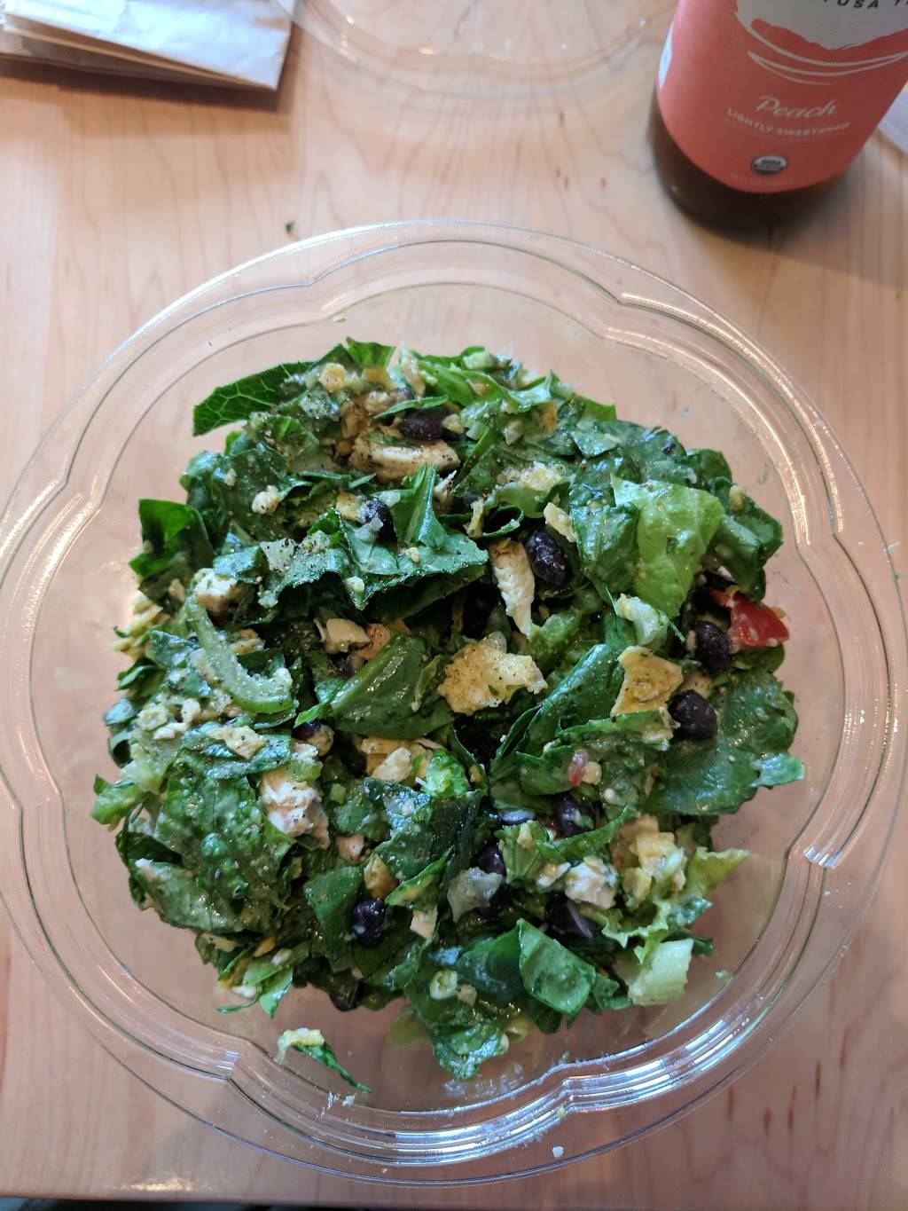 Chopt Creative Salad Co. | restaurant | 4766 Bethesda Ave, Bethesda, MD 20814, USA | 2403164477 OR +1 240-316-4477