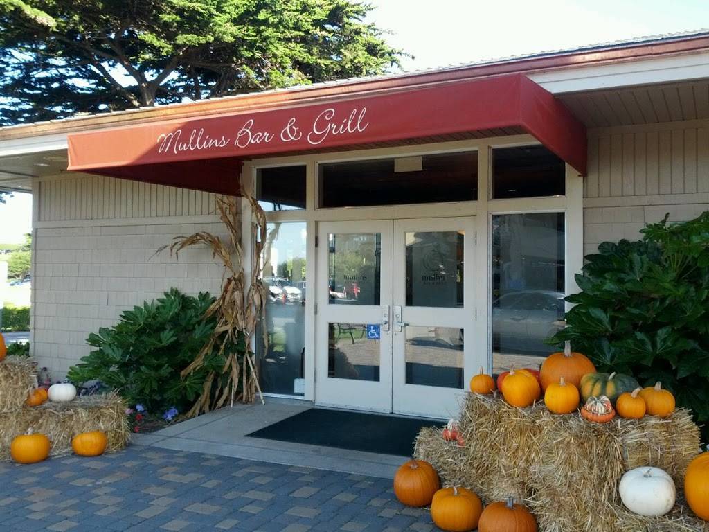 Mullins Bar & Grill | restaurant | 2 Miramontes Point Rd #2, Half Moon Bay, CA 94019, USA | 6507261818 OR +1 650-726-1818
