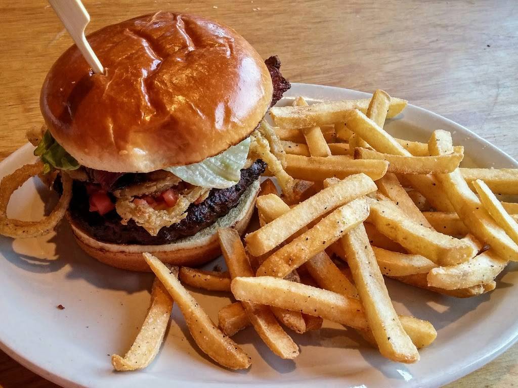 Logans Roadhouse | restaurant | 2775 Legends Pkwy, Prattville, AL 36066, USA | 3342859900 OR +1 334-285-9900