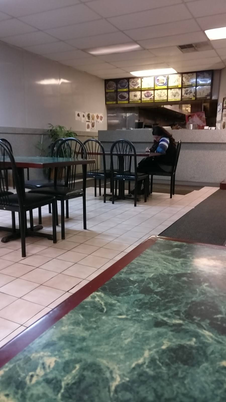 Dragon City | restaurant | 4623 Ogletown Stanton Rd, Newark, DE 19713, USA | 3024538057 OR +1 302-453-8057