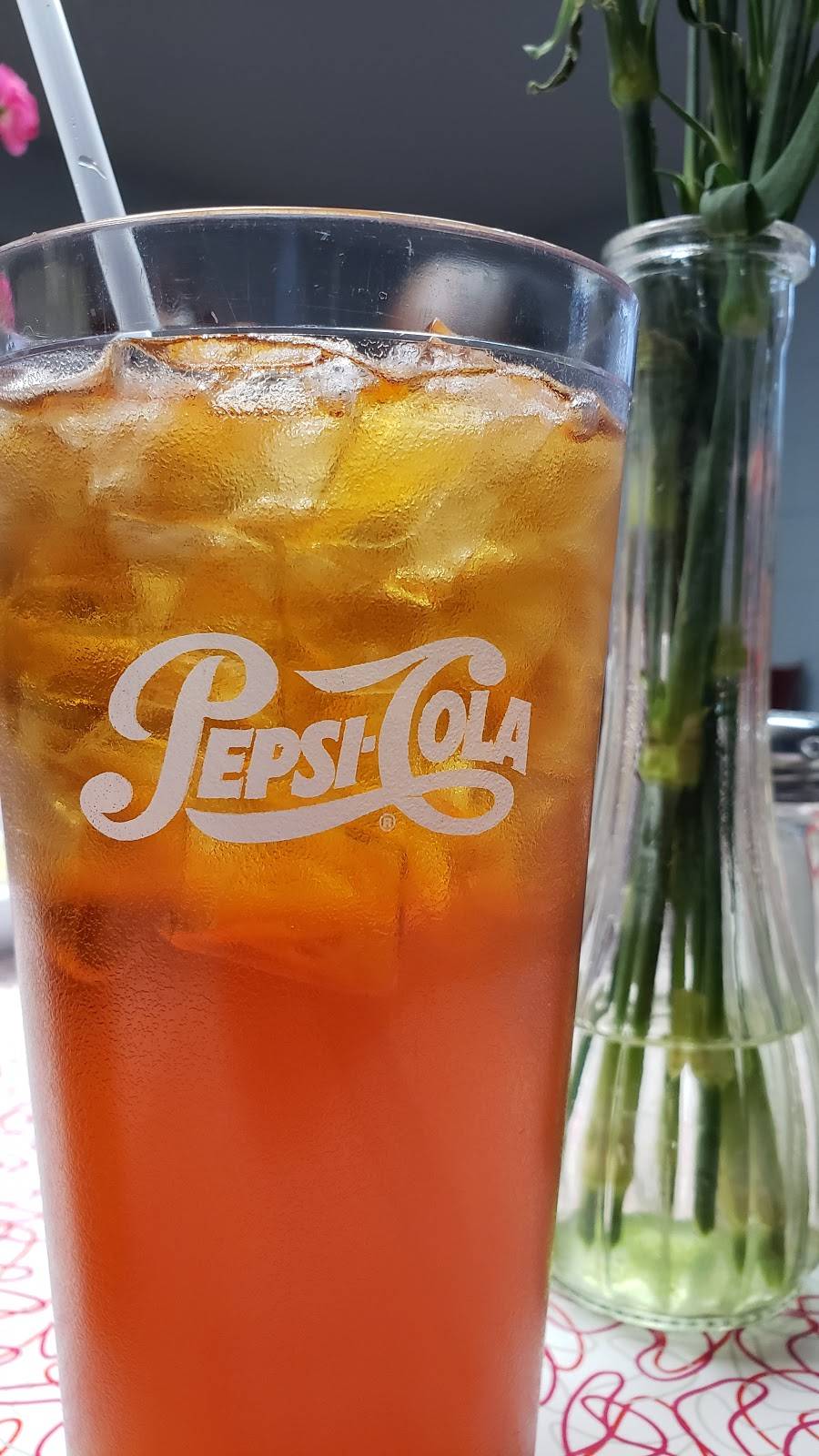 Teens & Deens Country Kitchen | cafe | 2696 NC-16, Taylorsville, NC 28681, USA | 8286351950 OR +1 828-635-1950