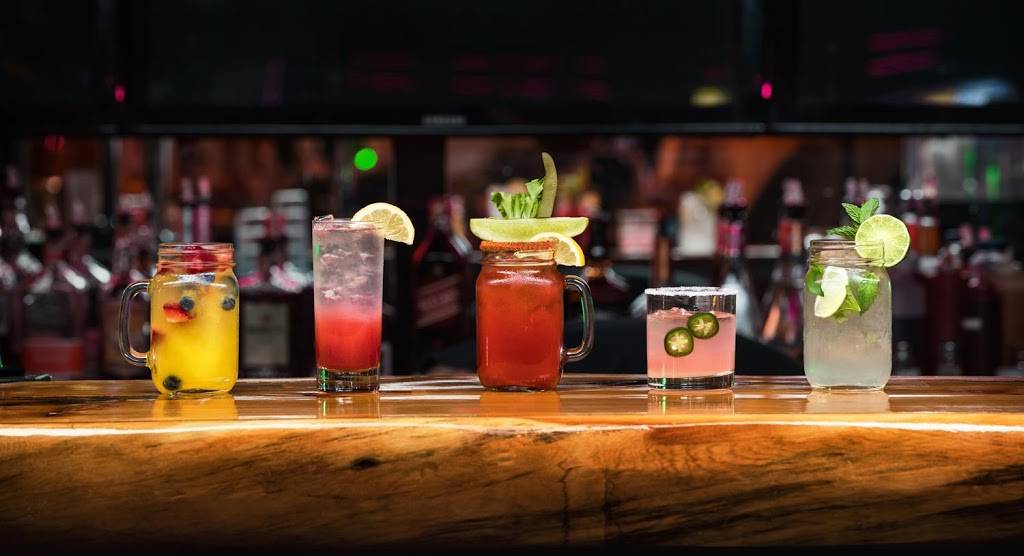 Gametime Eatery & Entertainment | restaurant | 141 King George Rd, Brantford, ON N3R 5K7, Canada | 5197500555 OR +1 519-750-0555