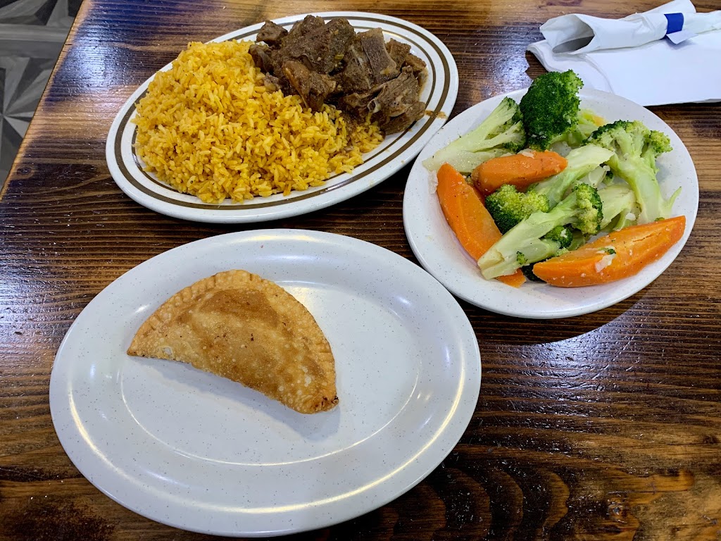 Rico Pollo III | restaurant | 4523 5th Ave, Brooklyn, NY 11220, USA | 7186860079 OR +1 718-686-0079