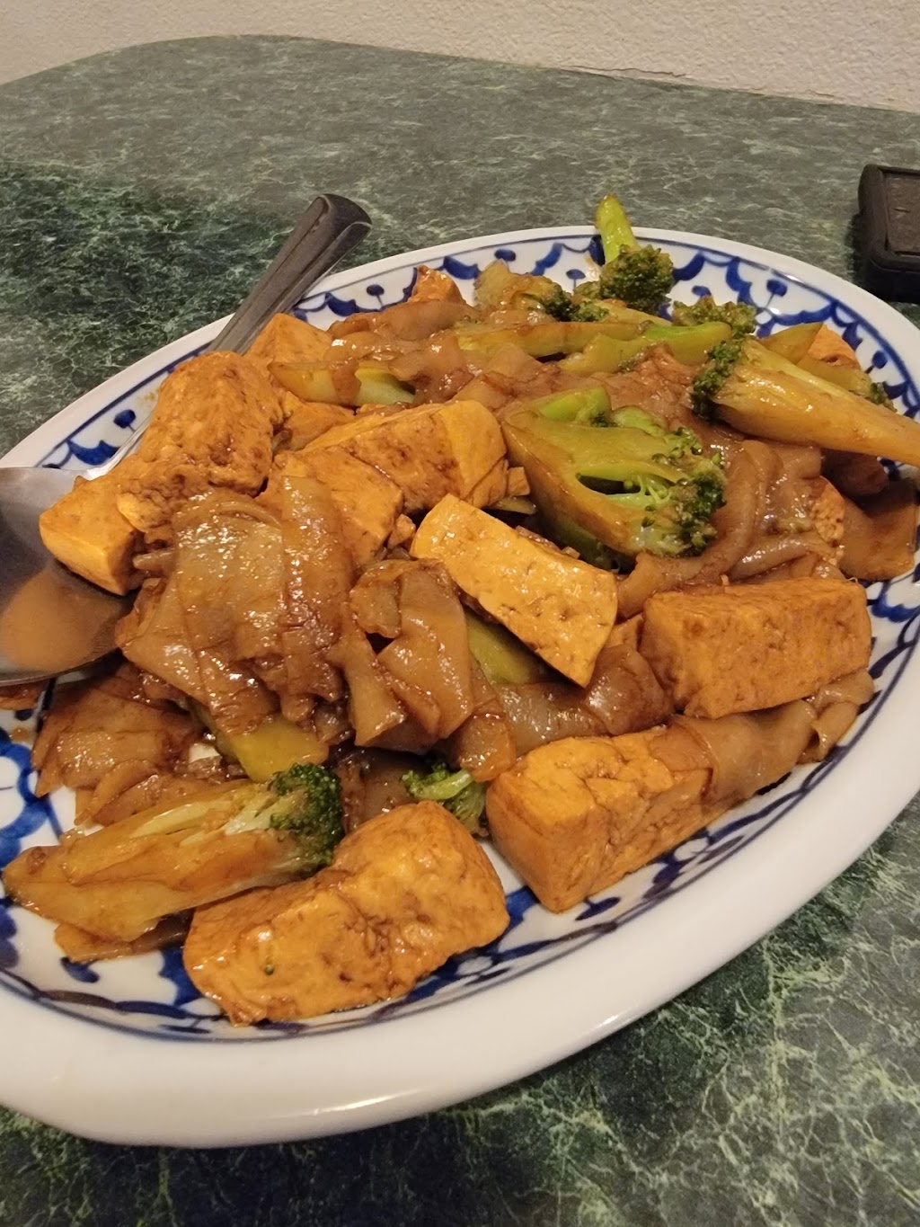 Phuket Thai Café | restaurant | 1328 S Mt Shasta Blvd, Mt Shasta, CA 96067, USA | 5309264444 OR +1 530-926-4444