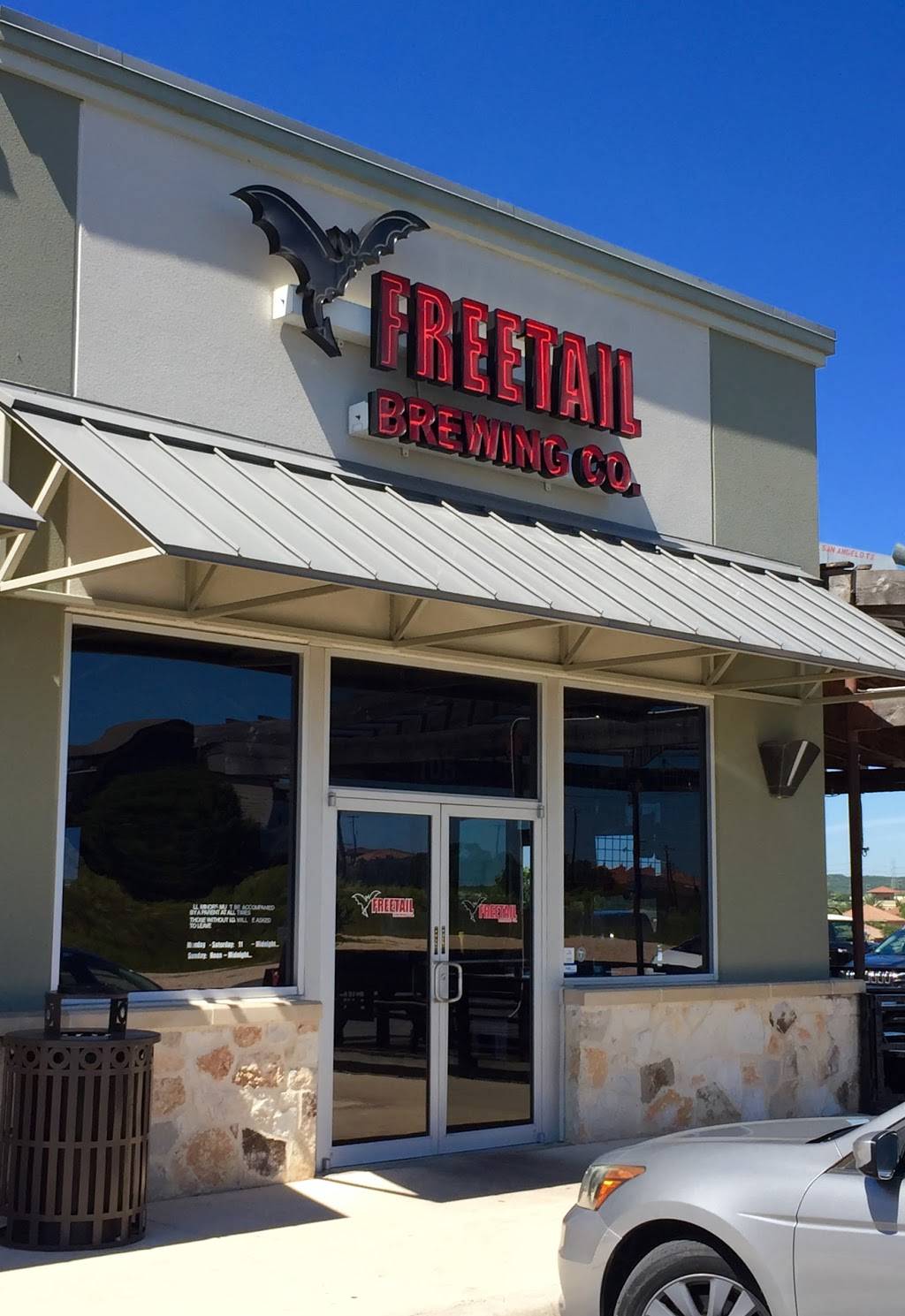 Freetail Brewing Co. | restaurant | 4035 N Loop 1604 E, San Antonio, TX 78257, USA | 2103954974 OR +1 210-395-4974