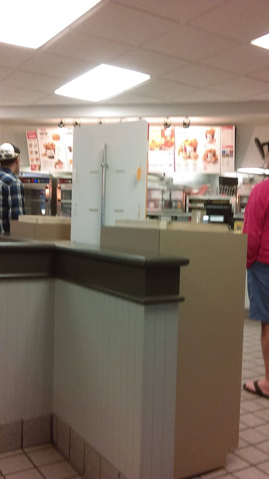 KFC | restaurant | 440 N Broad St, Fairborn, OH 45324, USA | 9378781977 OR +1 937-878-1977