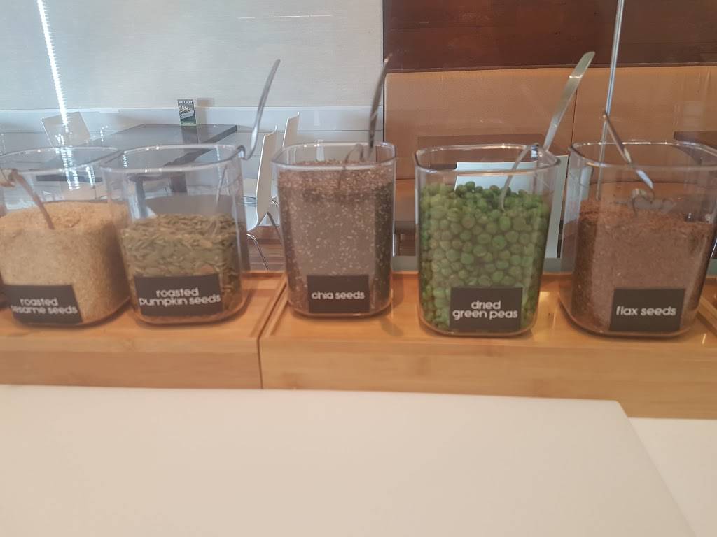 Extreme Pita | restaurant | NShopping Ctr, 6990 Financial Dr #7, Mississauga, ON L5N 8J4, Canada | 9058170007 OR +1 905-817-0007