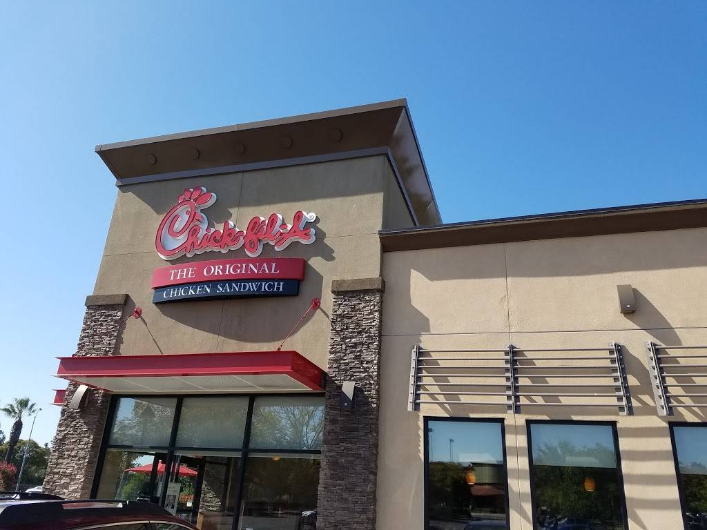 Chick-fil-A | restaurant | 1750 Travis Blvd, Fairfield, CA 94533, USA | 7074219631 OR +1 707-421-9631