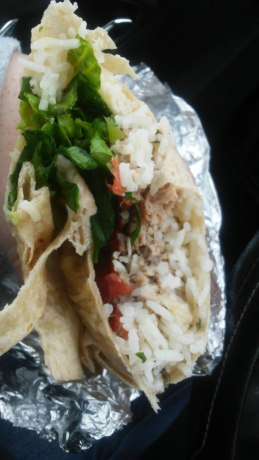 Chipotle Mexican Grill | restaurant | 2924 Navarre Ave, Oregon, OH 43616, USA | 4196913245 OR +1 419-691-3245