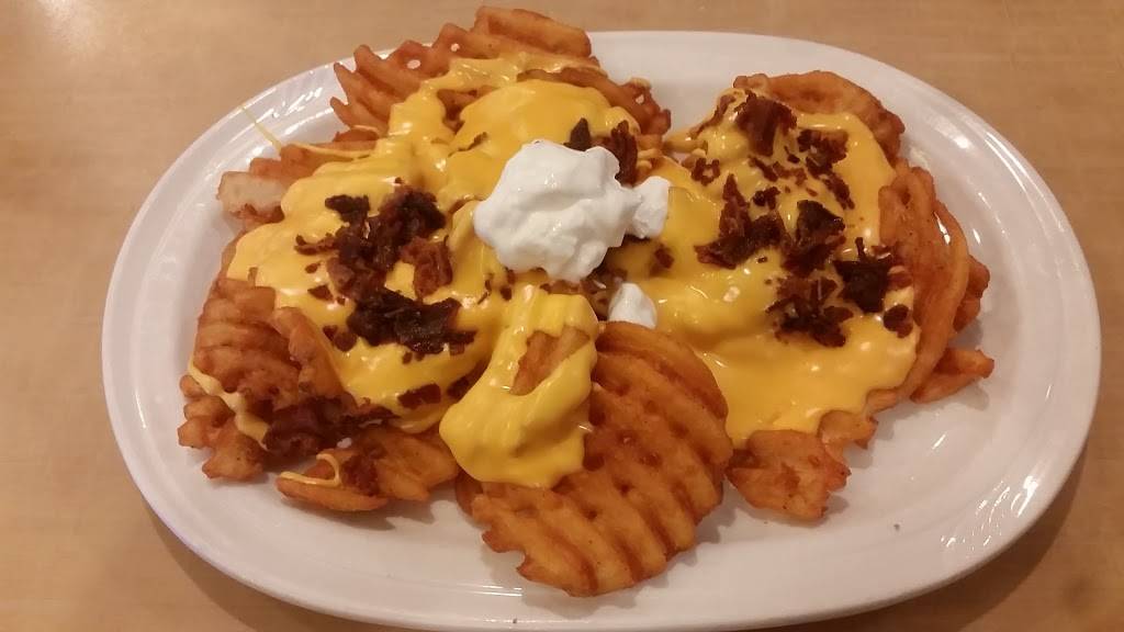 Friendlys | restaurant | 777 Broadway, Saugus, MA 01906, USA | 7812312738 OR +1 781-231-2738