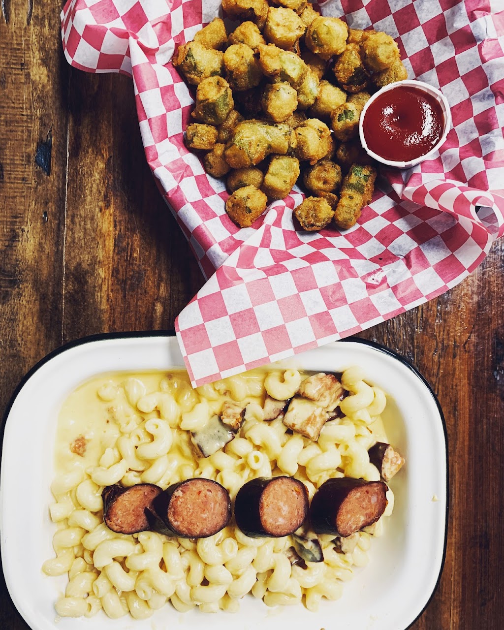 Local Flavor Restaurant | restaurant | 5400 E Central Ave, Wichita, KS 67208, USA | 3163587771 OR +1 316-358-7771