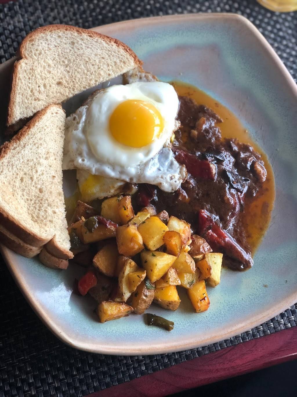 Toussaint Restaurant | restaurant | 418 Rivet St, New Bedford, MA 02740, USA | 7742061951 OR +1 774-206-1951