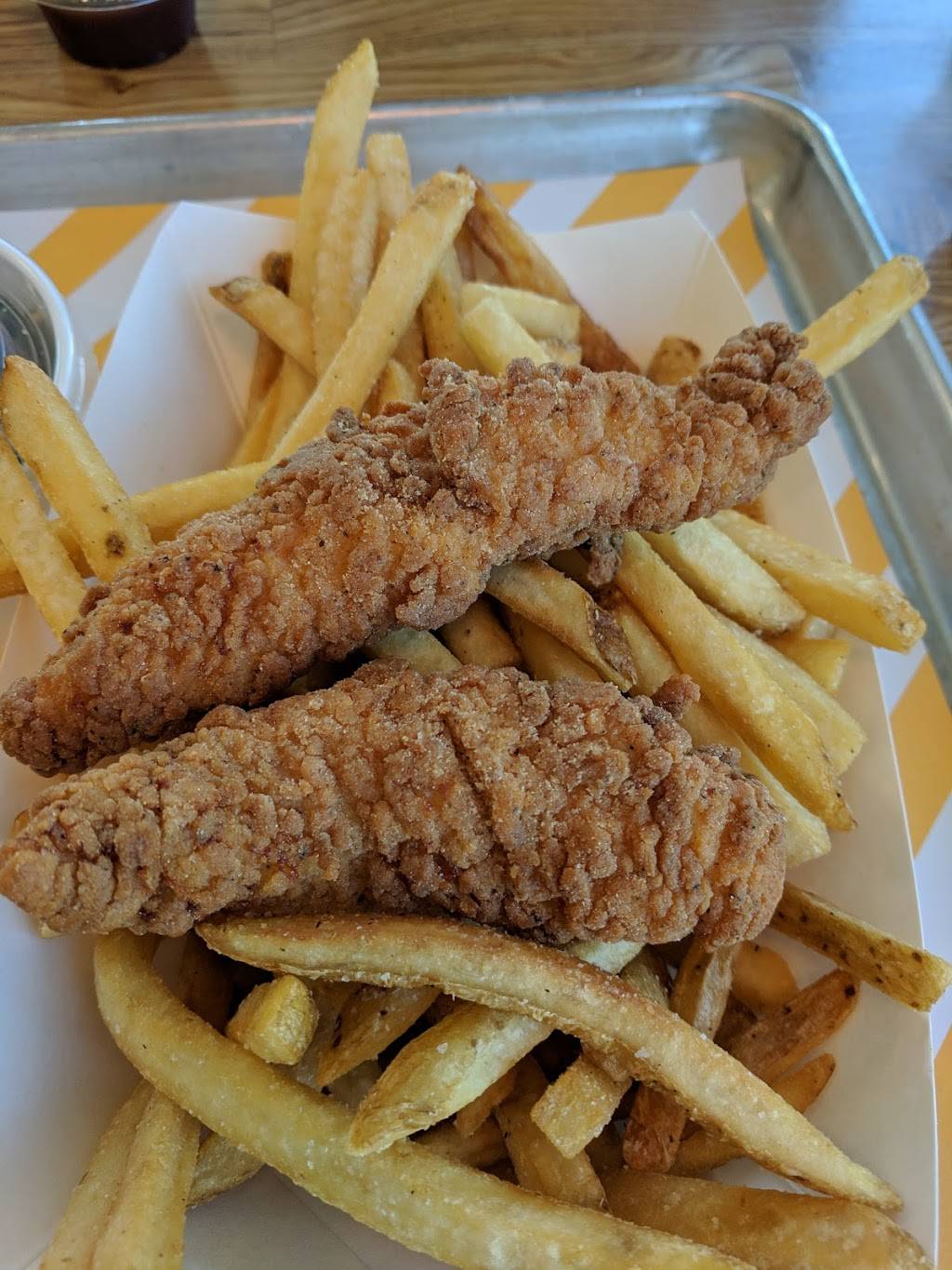 Starbird Chicken | restaurant | 1088 E Brokaw Rd, San Jose, CA 95131, USA | 4084519052 OR +1 408-451-9052