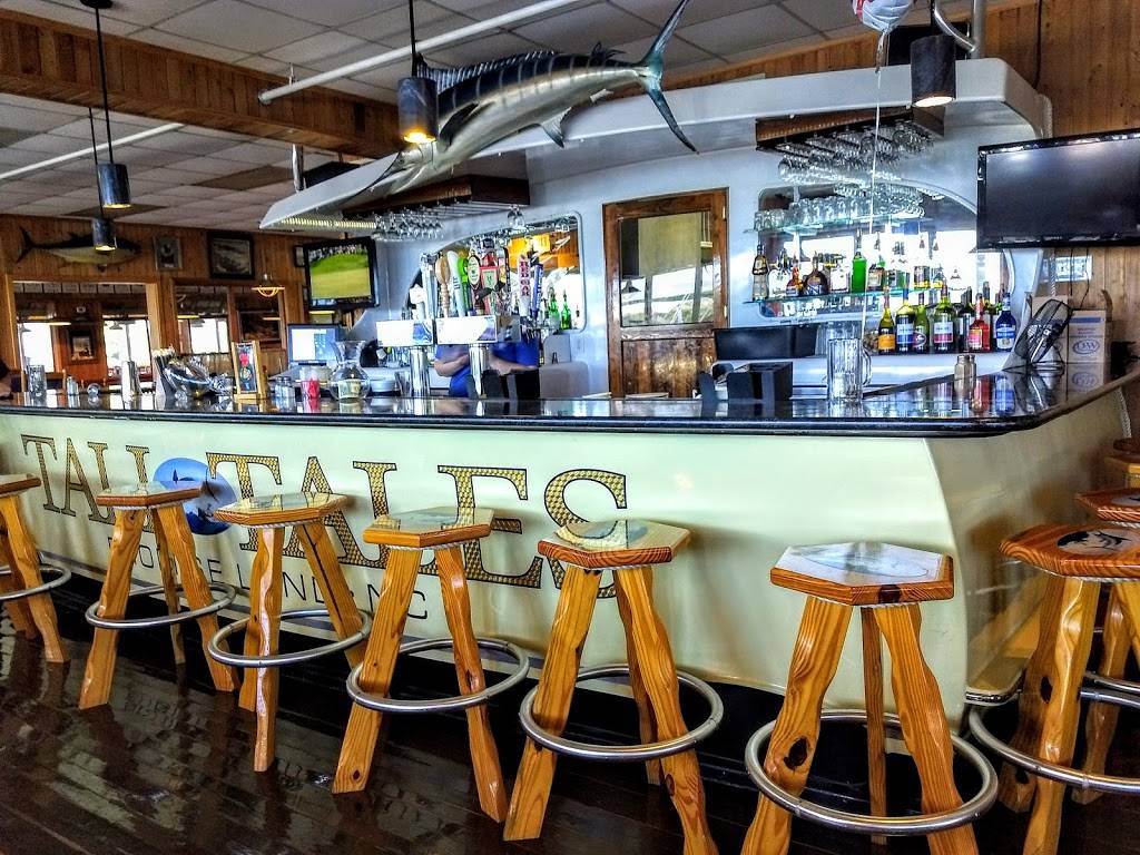 Sanitary Fish Market and Restaurant | restaurant | 501 Evans St, Morehead City, NC 28557, USA | 2522473111 OR +1 252-247-3111