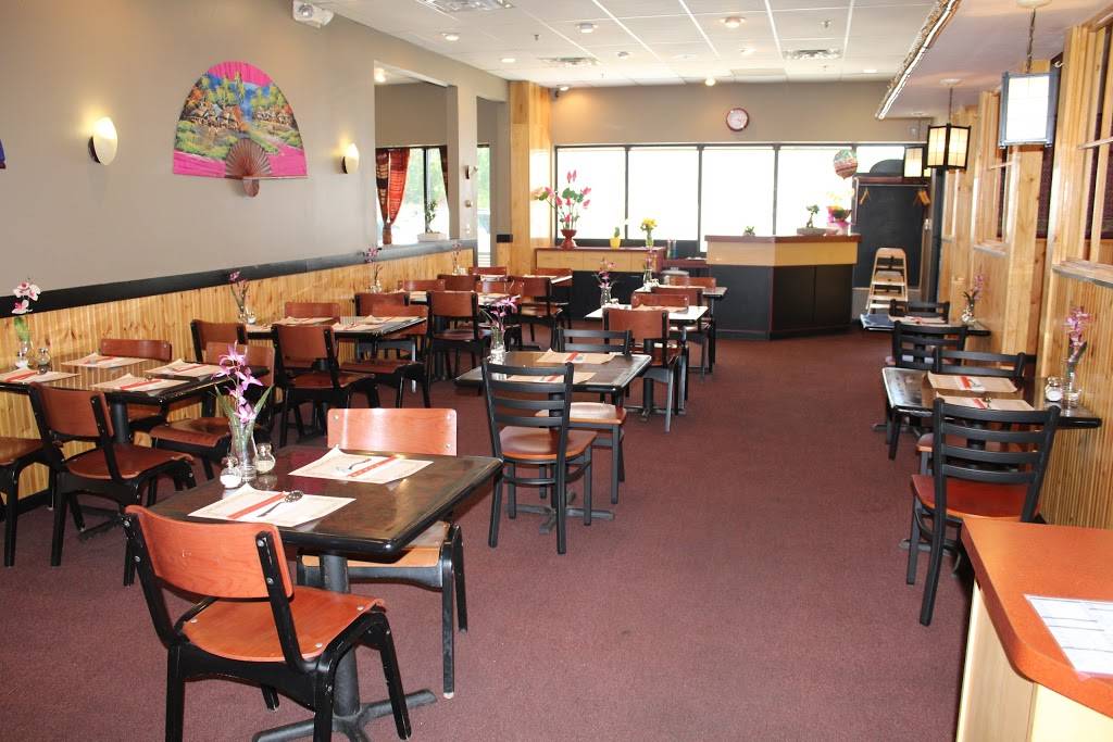 Thai Spice Noodle House | meal takeaway | 725 Mormon Trek Blvd, Iowa City, IA 52246, USA | 3193391999 OR +1 319-339-1999