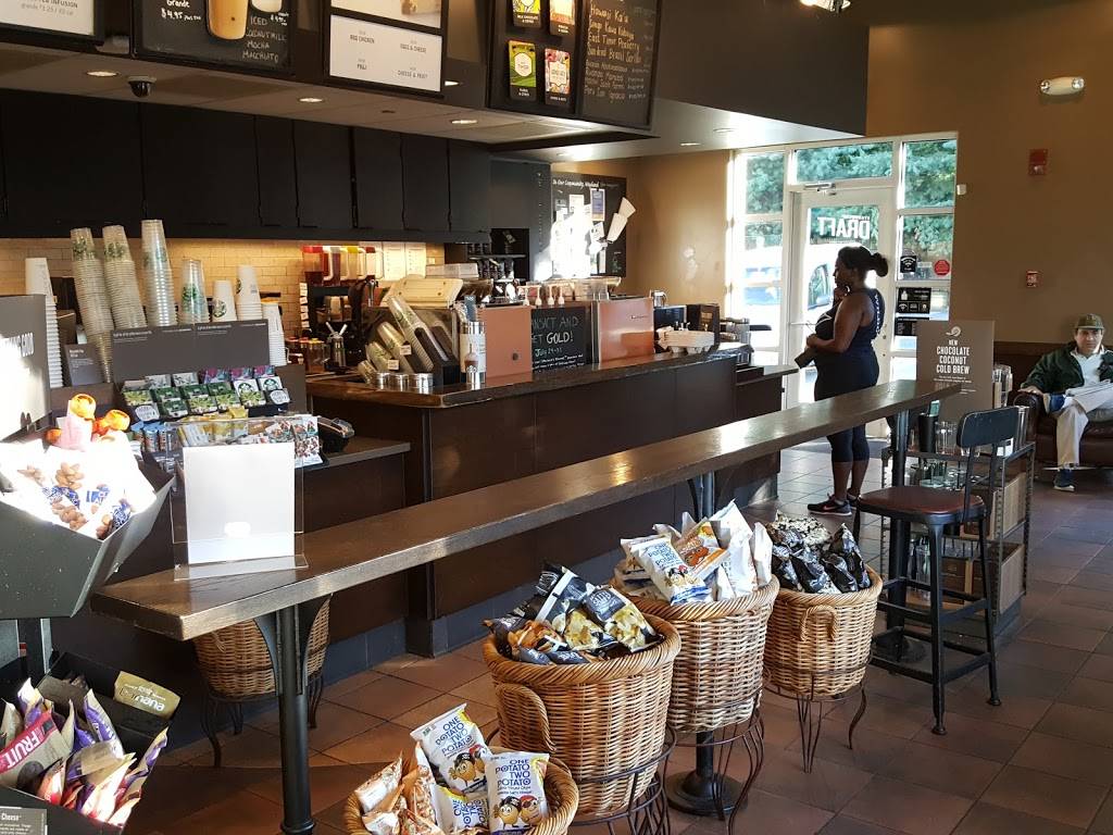 Starbucks | cafe | 44 Main St, Wayland, MA 01778, USA | 5086551109 OR +1 508-655-1109