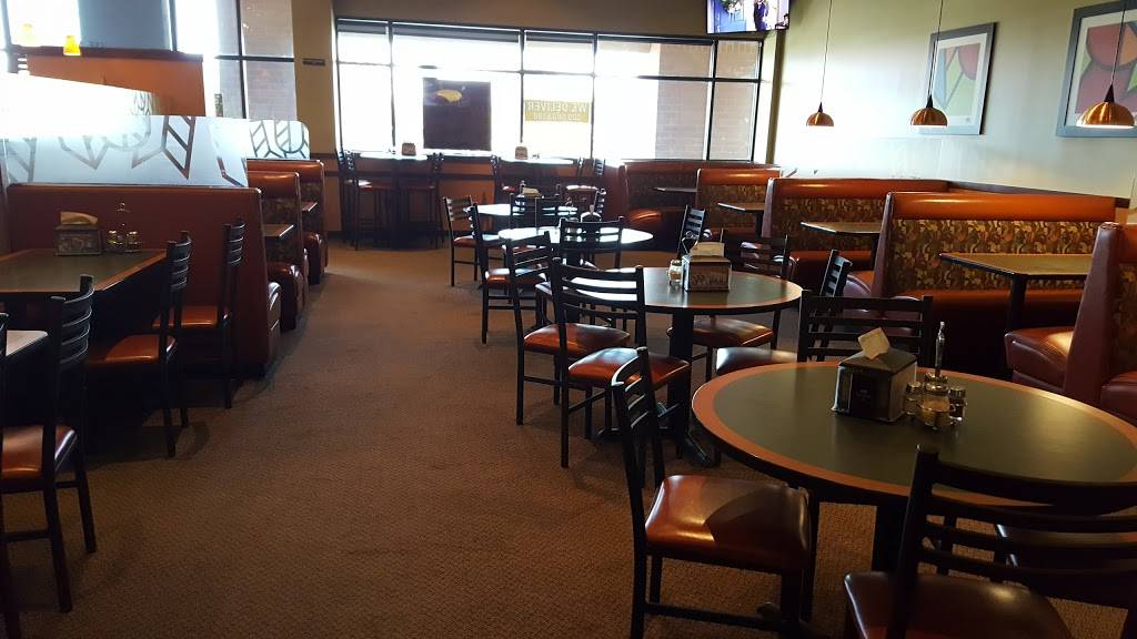 Round Table Pizza | meal delivery | 150 N Wilma Ave, Ripon, CA 95366, USA | 2095995188 OR +1 209-599-5188