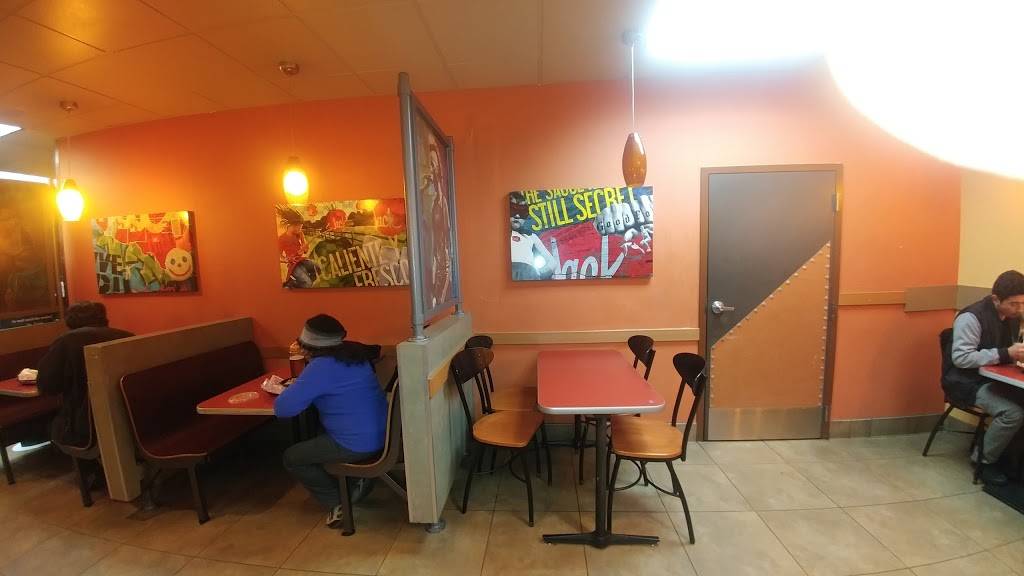 Jack in the Box | restaurant | 425 Blossom Hill Rd, San Jose, CA 95123, USA | 4086295518 OR +1 408-629-5518