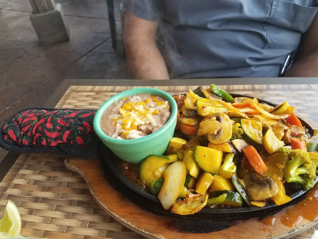 Yolandas Mexican Cafe | restaurant | 1601 S Victoria Ave, Oxnard, CA 93035, USA | 8059851340 OR +1 805-985-1340